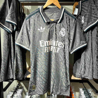 Real-Madrid "Second-Kit"