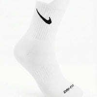 Quarter Tab Everyday Socks "White Nike Logo"