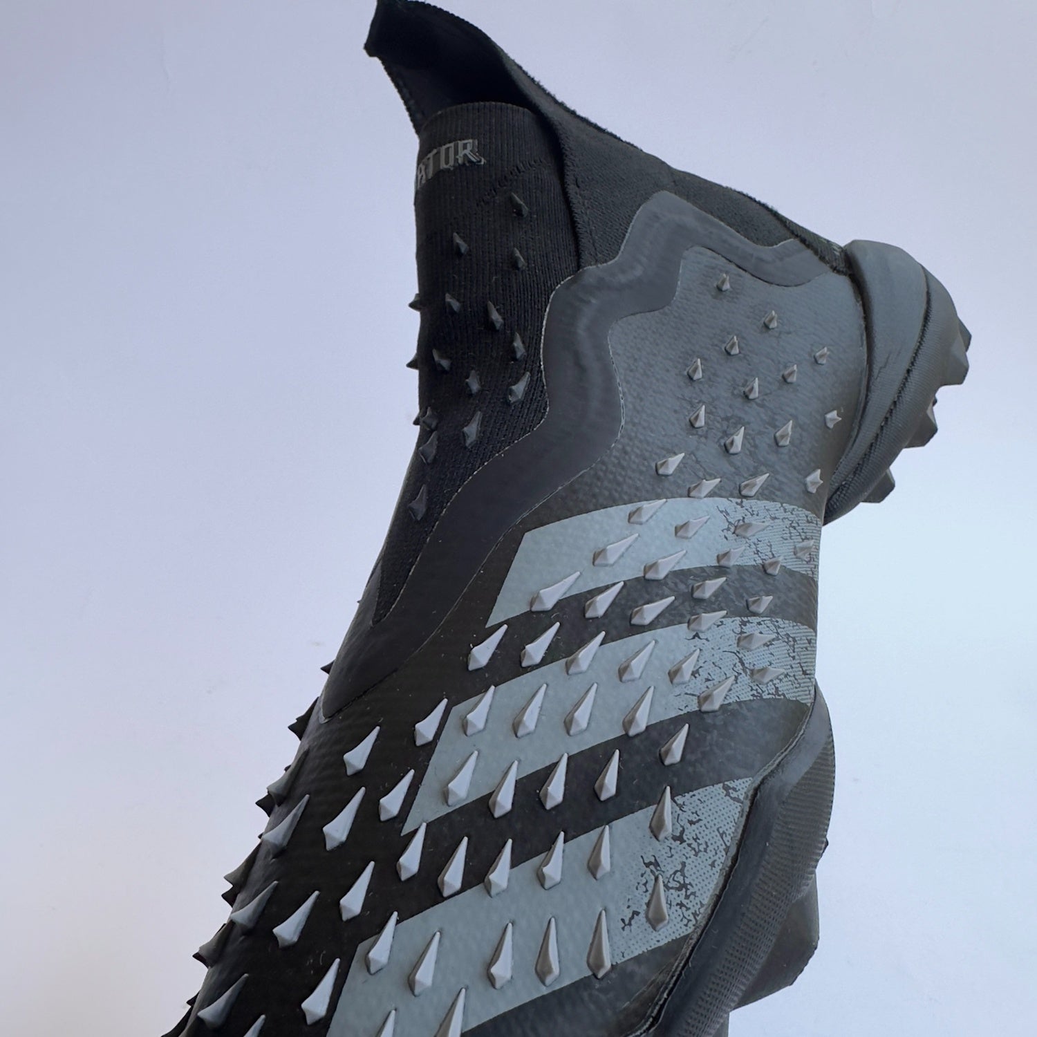 T.Adidas Predator Freak Plus "Black"
