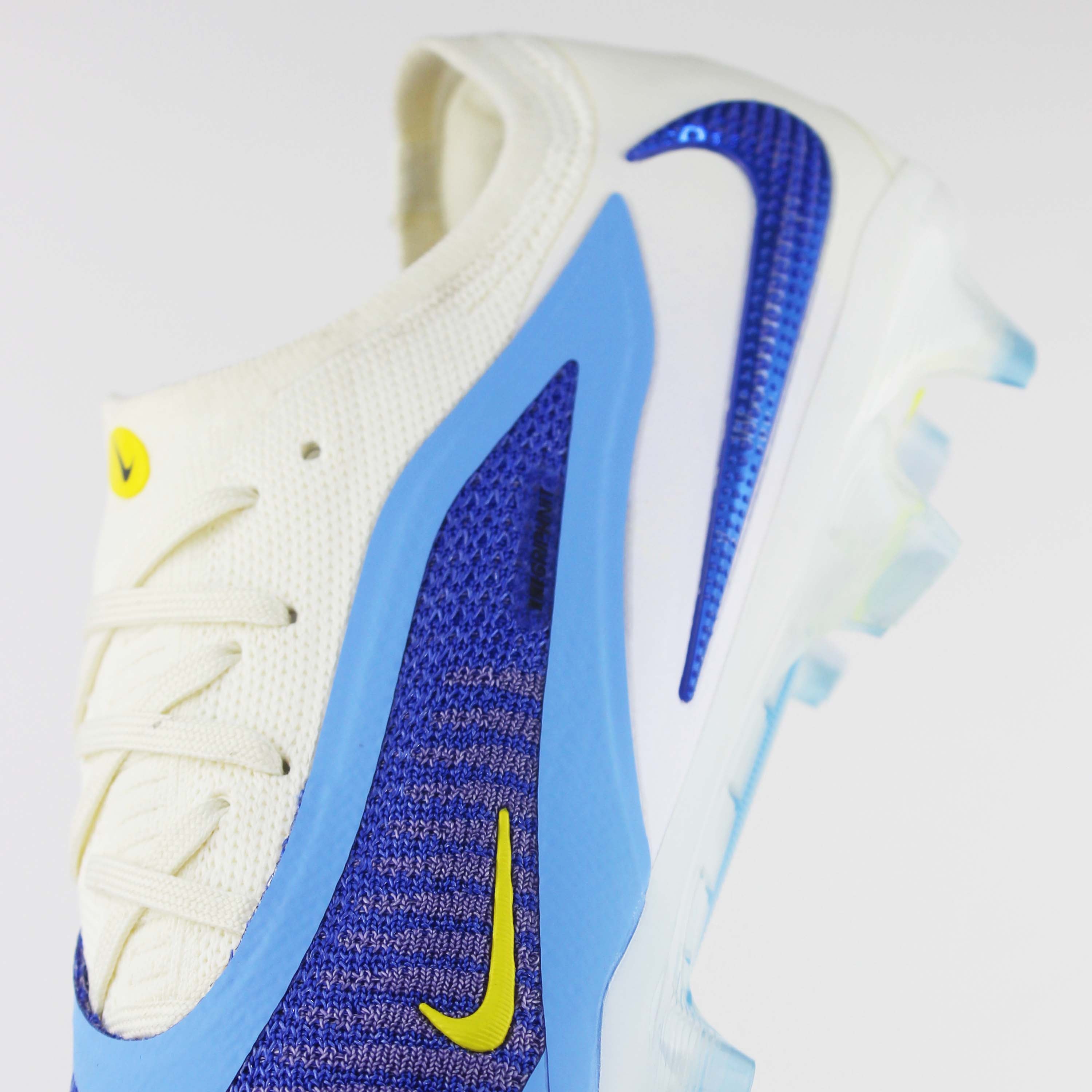 Nike Phantom 6 Low Cut FG "Fear-Nothing"