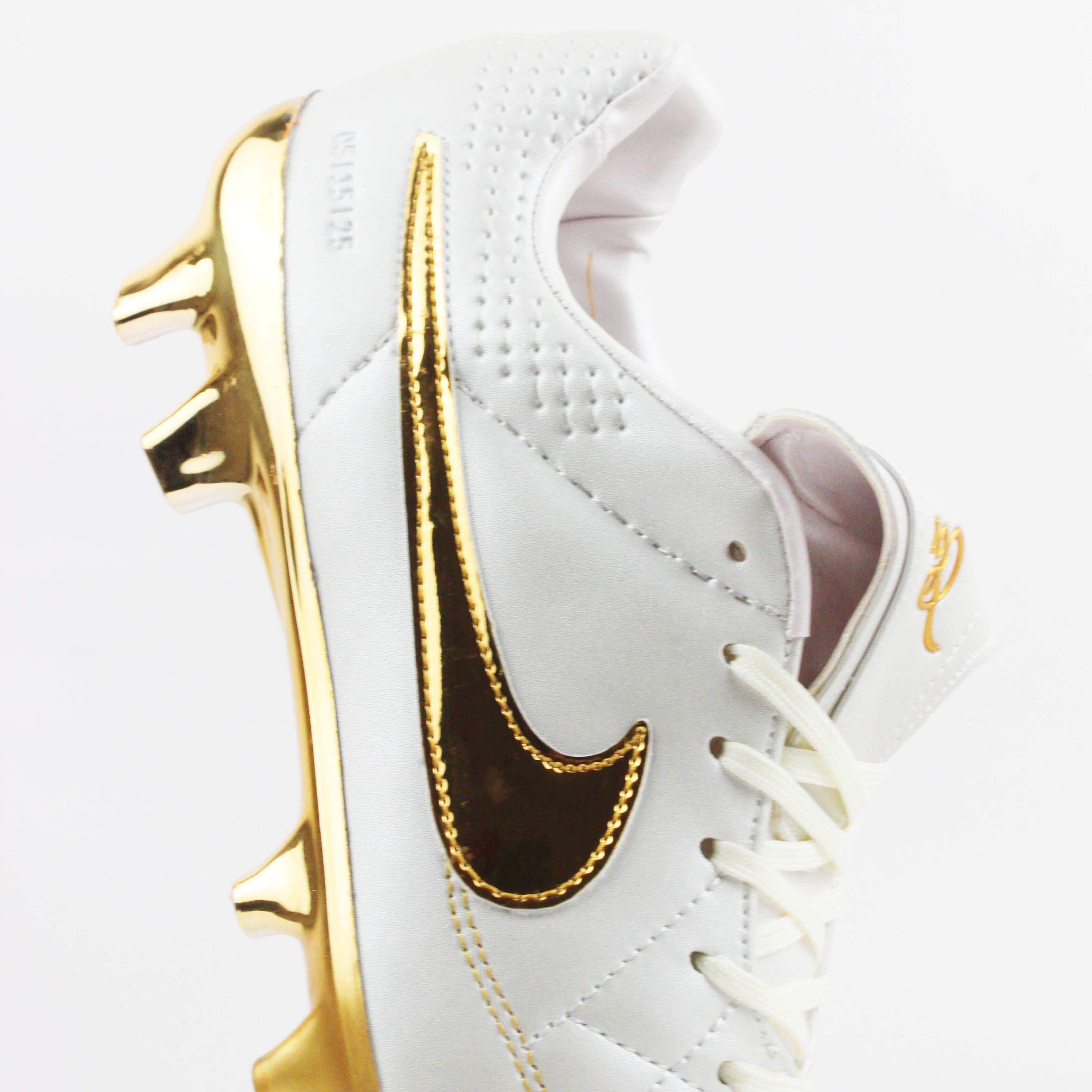 Nike Tiempo Legend FG "Ronaldinho-Edition"