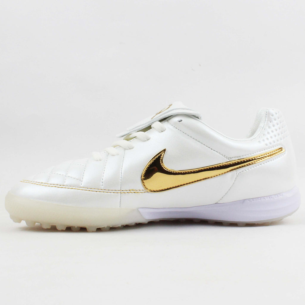 T.Nike Tiempo Legend "Ronaldinho-Edition"