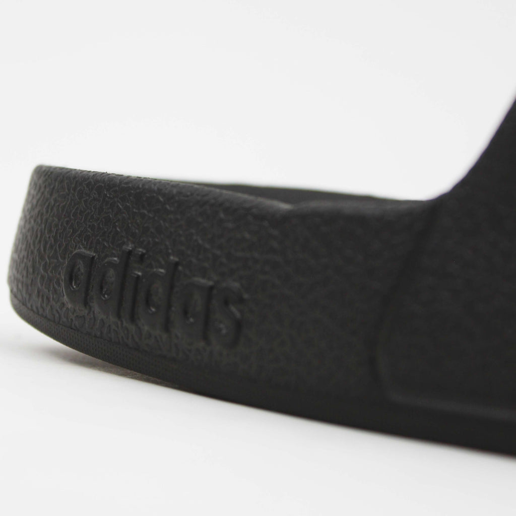 Adilette Aqua Slides "Black"