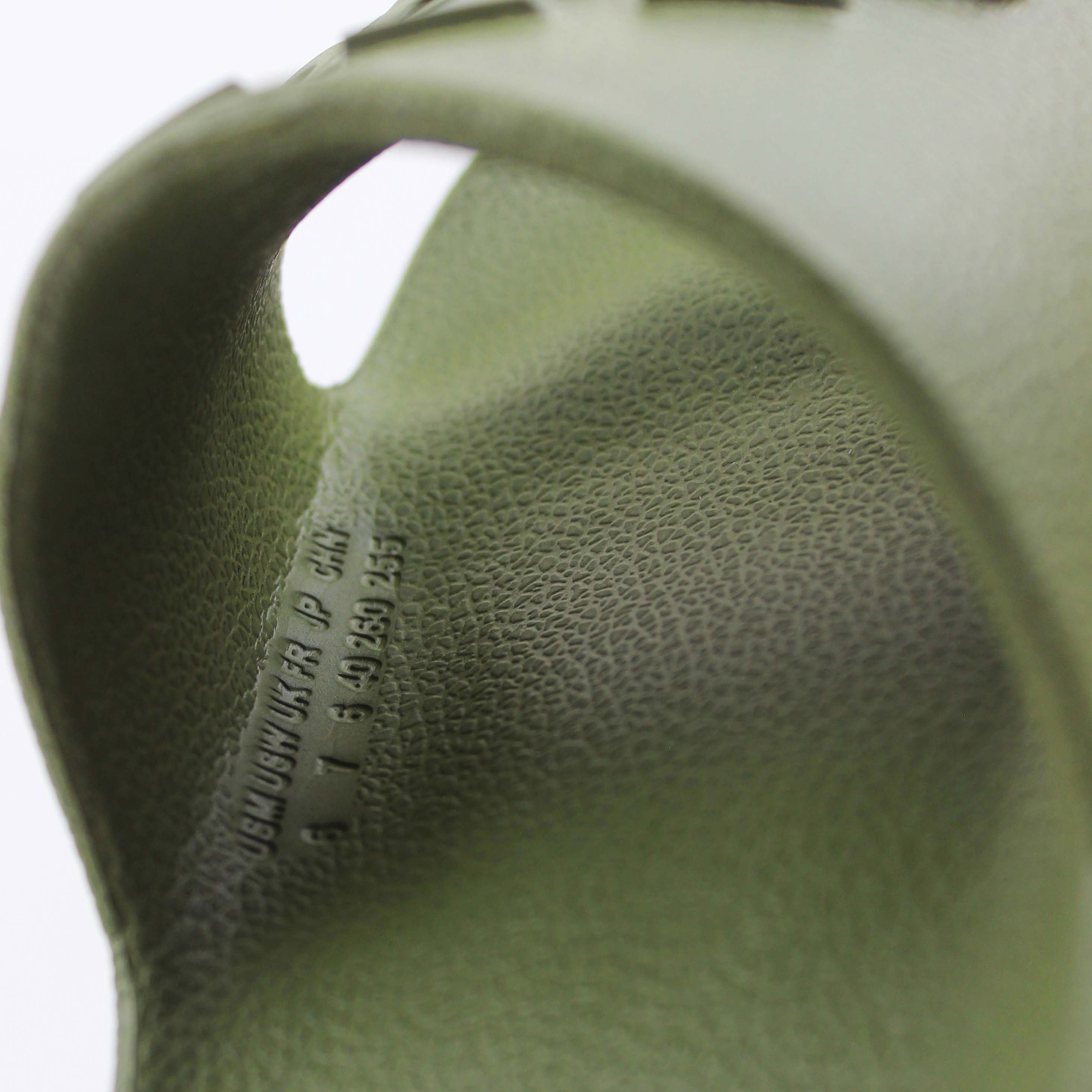 Adilette Aqua Slides "Oily-Green"