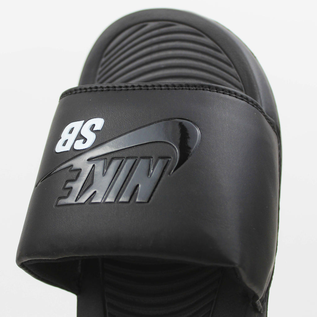 Nike SB Victori One Slides "Black-Black"