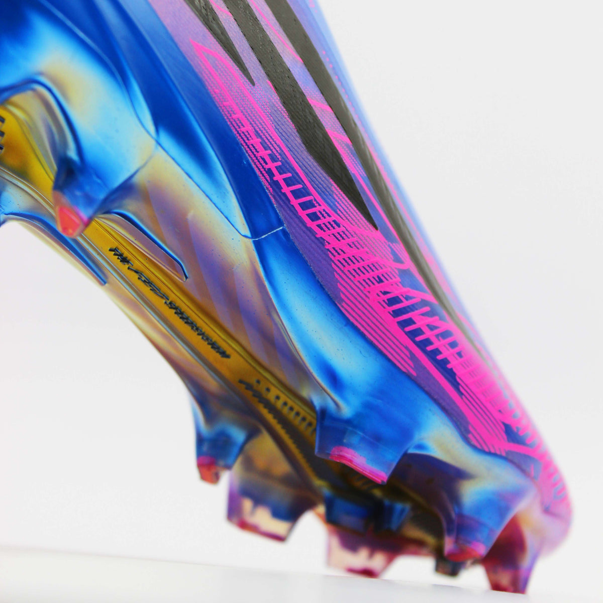 Adidas F50 Hyperfast Laceless "Blue-Pink-Imaginary"