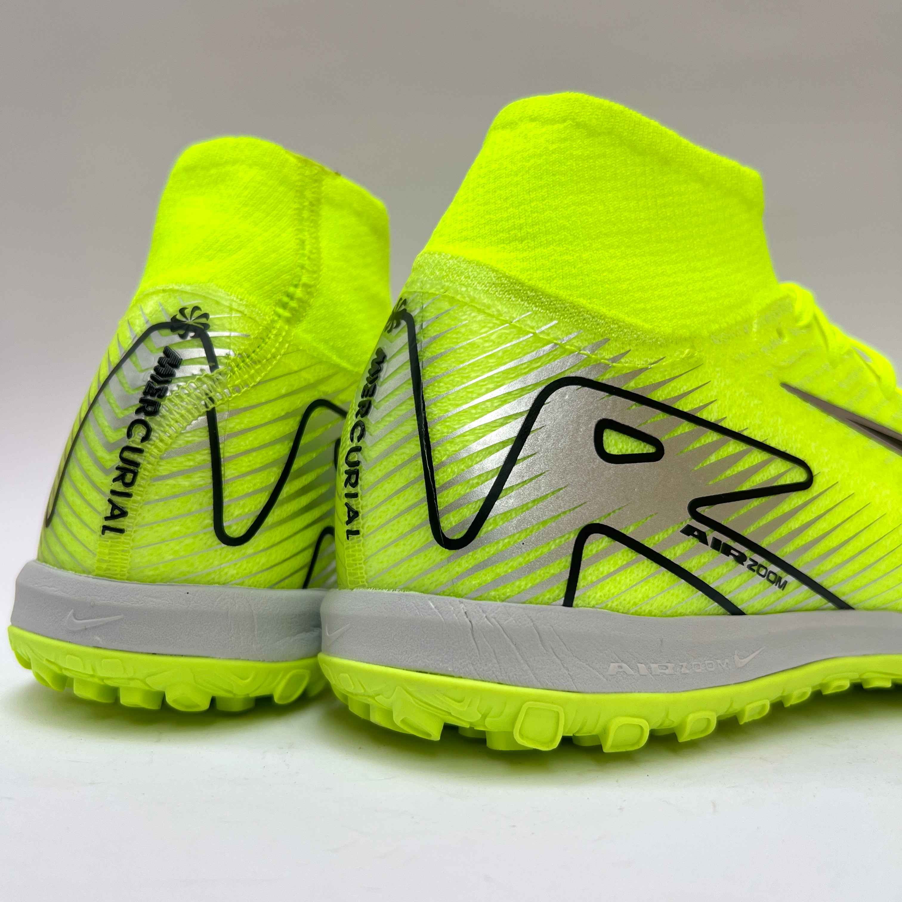 T.Nike Mercurial AirZoom Superfly 10 "Mad-Voltage-Pack"