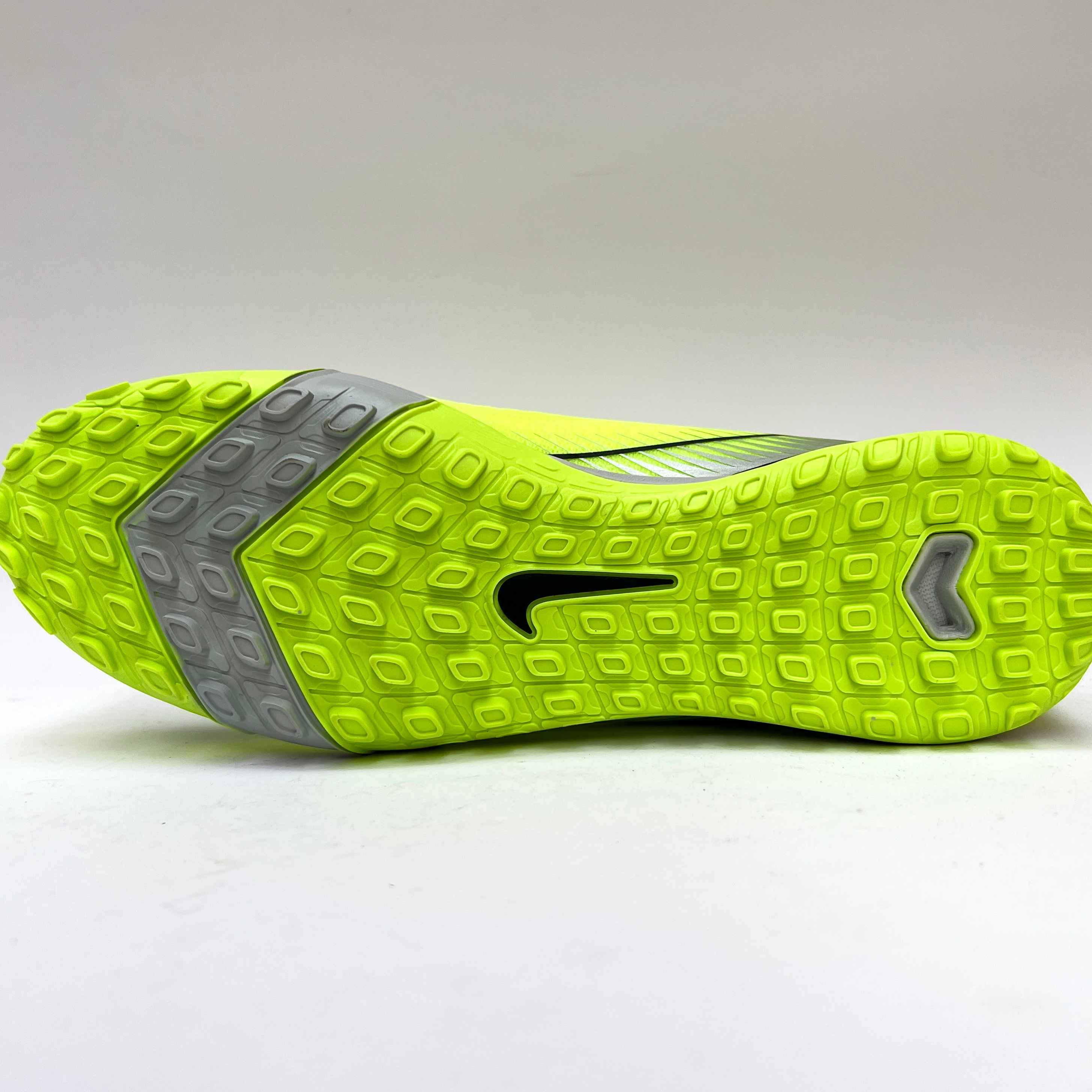 T.Nike Mercurial AirZoom Superfly 10 "Mad-Voltage-Pack"
