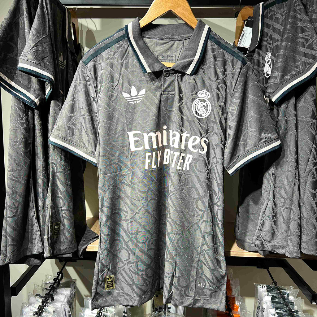 Real-Madrid "Second-Kit"
