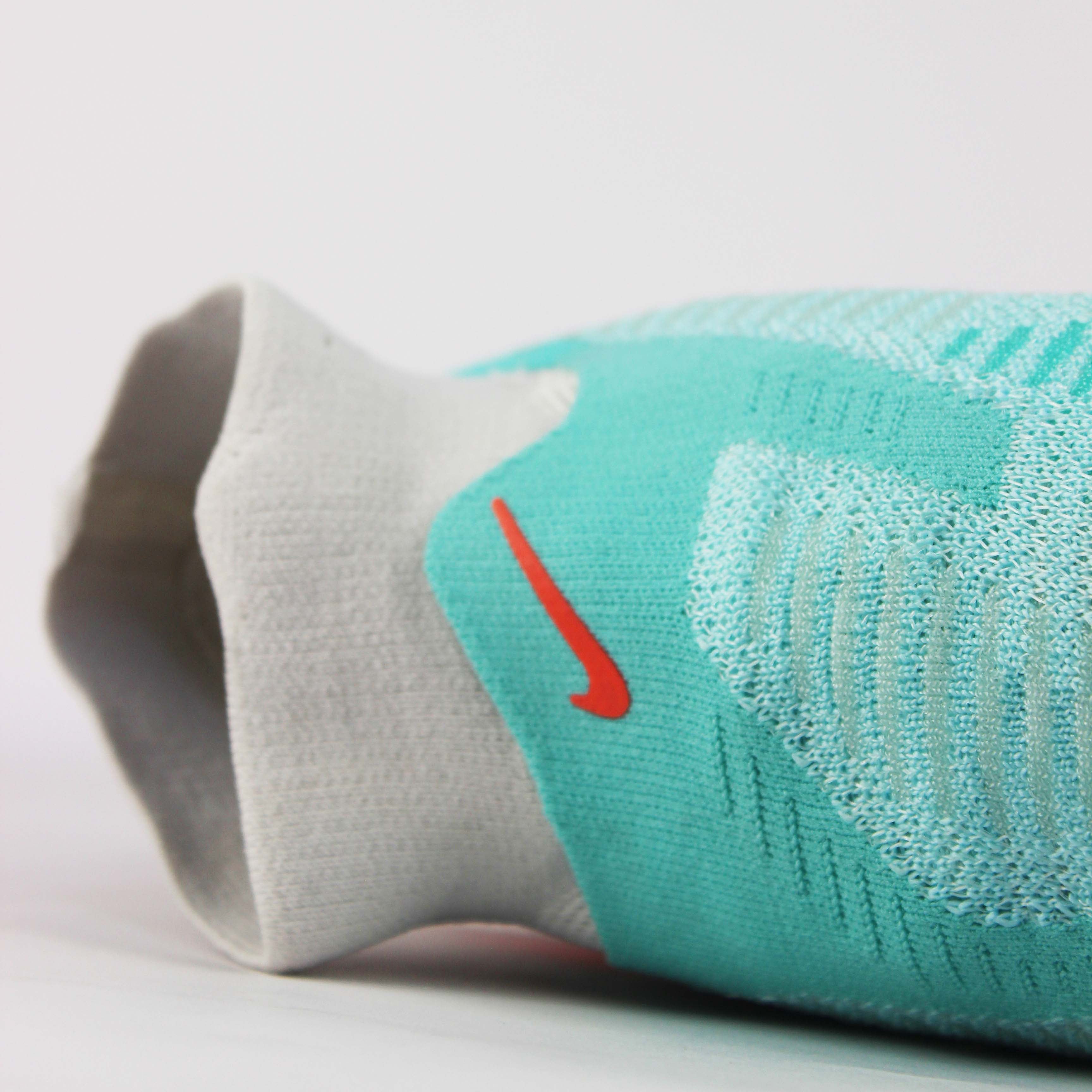 T.Nike Phantom 6 High "United-002"