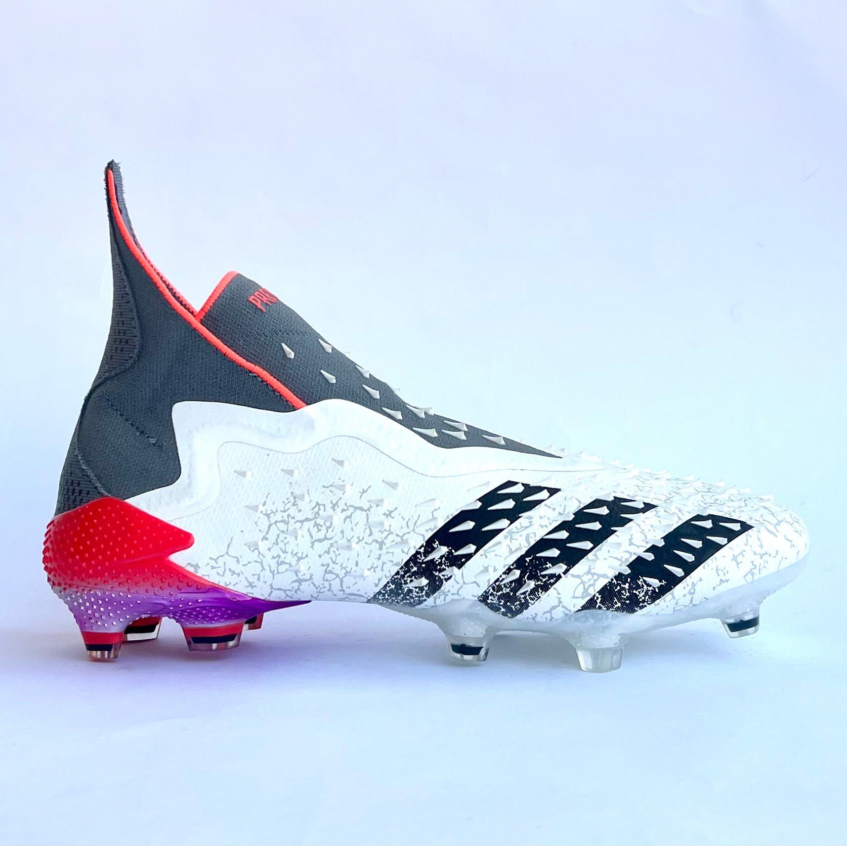 Adidas Jr. Predator Freak Plus FG "White-Red"