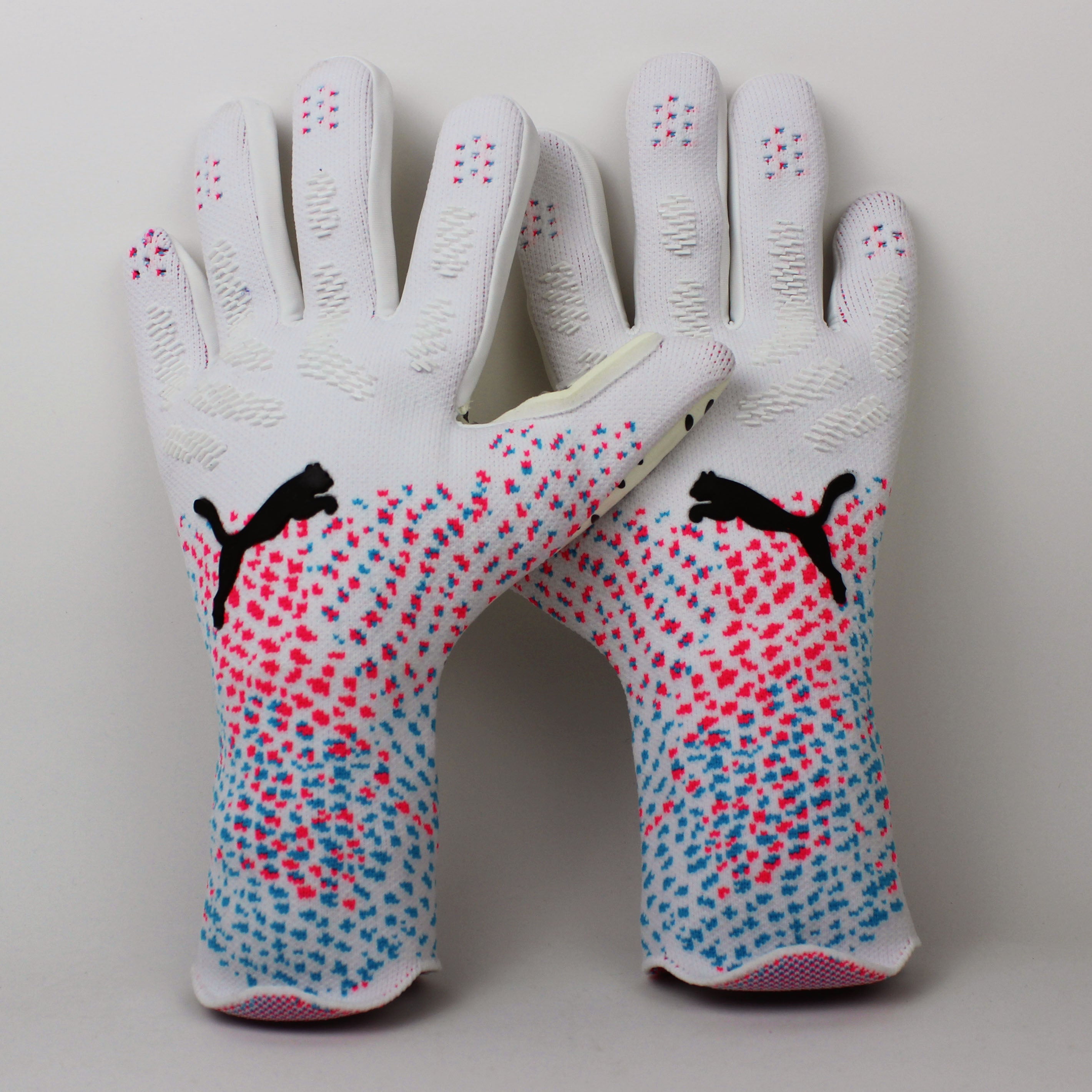 Puma Future Ultimate Gloves "White-Pink"